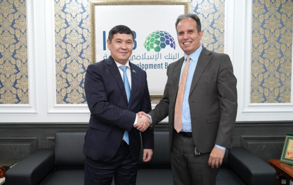 Исламский банк развития инвестирует $7 млрд в энергетику и водные ресурсы Казахстана Исламский банк развития инвестирует $7 млрд в энергетику и водные ресурсы Казахстана