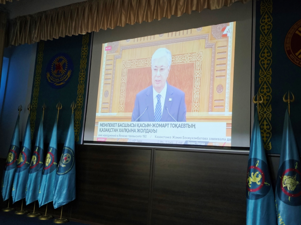 В Астане гвардейцы обсудили Послание Главы государства В Астане гвардейцы обсудили Послание Главы государства