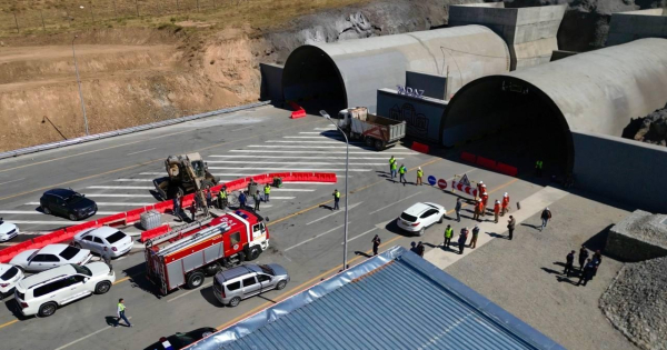 Учения  в автодорожном тоннеле: оперативные действия в условиях ЧС Учения  в автодорожном тоннеле: оперативные действия в условиях ЧС