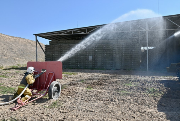 Крупные пожарные учения в Конаеве Крупные пожарные учения в Конаеве