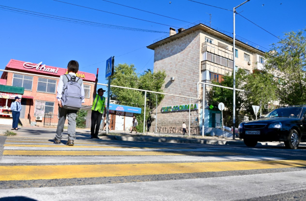 В Конаеве проводится мероприятие &laquo;Внимание пешеход-дорога в школу&raquo;