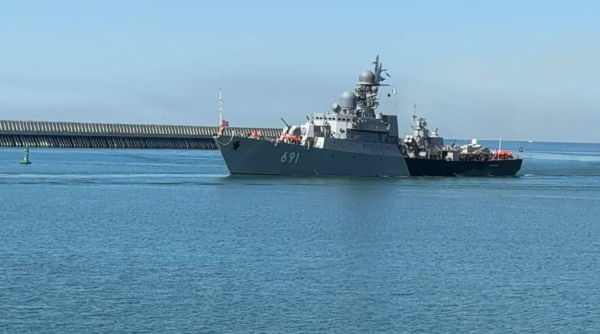 В Актау прошел дружеский визит кораблей Каспийской флотилии России В Актау прошел дружеский визит кораблей Каспийской флотилии России