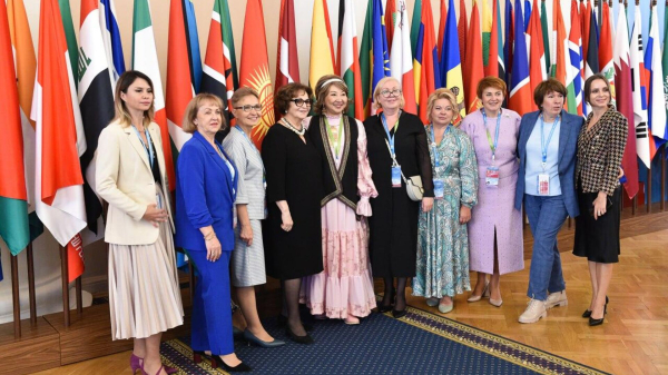 Путин оценил вклад женщин в строительство многополярного мира Путин оценил вклад женщин в строительство многополярного мира