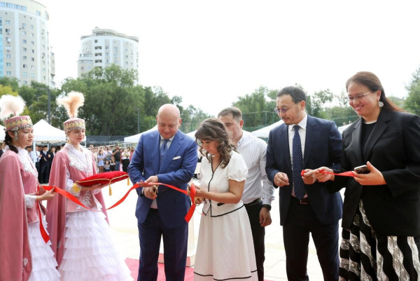 Первая «Комфортная школа» для 600 учеников в Алматы