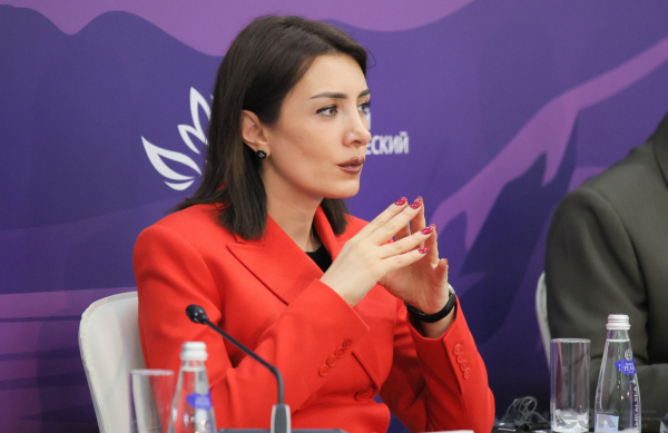 ЕАЭС: развитие кооперационных связей с государствами ШОС и БРИКС ЕАЭС: развитие кооперационных связей с государствами ШОС и БРИКС