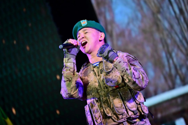 Осенний призыв: первые новобранцы из Астаны отправляются на границу