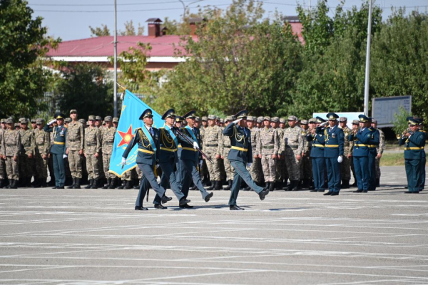 Боевое знамя передано бригаде территориальной обороны