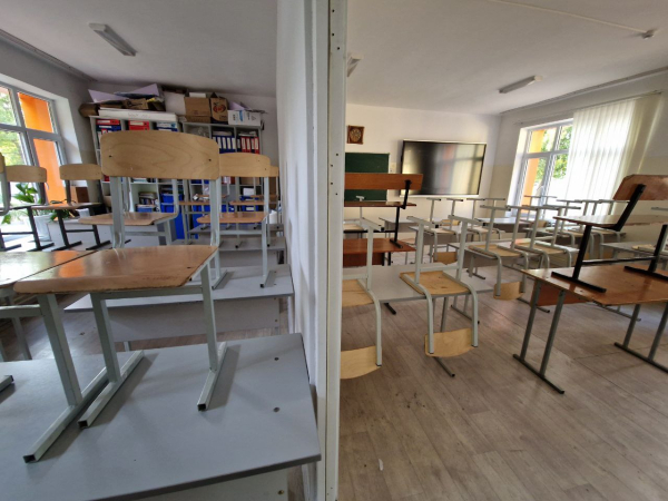 Аварийная или нет? В 33-й школе Шымкента разразился скандал | Inbusiness.kz