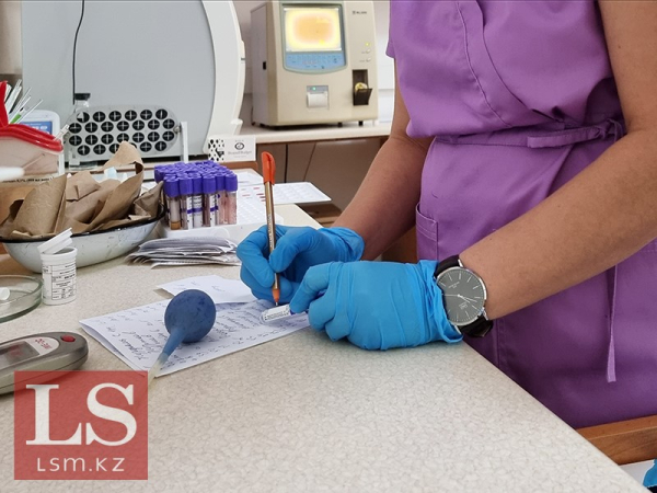 Казахстанцев начнут лечить за их деньги по-новому Казахстанцев начнут лечить за их деньги по-новому