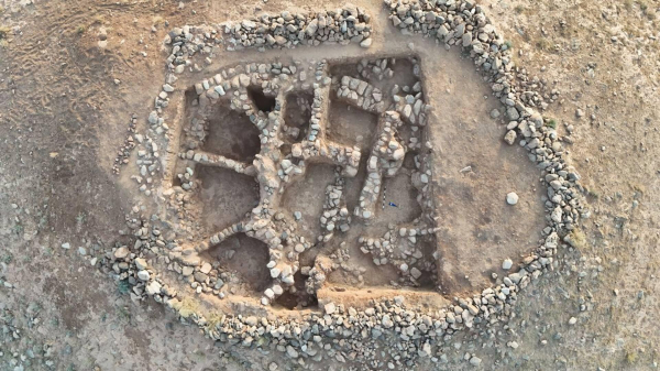 В Туркестанской области нашли древний храм и артефакты возрастом более двух тысяч лет В Туркестанской области нашли древний храм и артефакты возрастом более двух тысяч лет