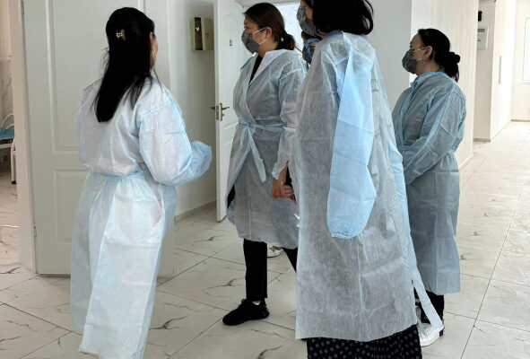 Массовое отравление детей в Мангистауской области. Регион посетила детский омбудсмен