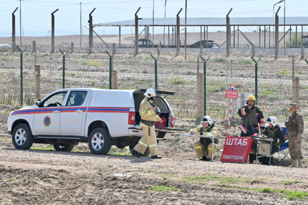 Крупные пожарные учения в Конаеве Крупные пожарные учения в Конаеве
