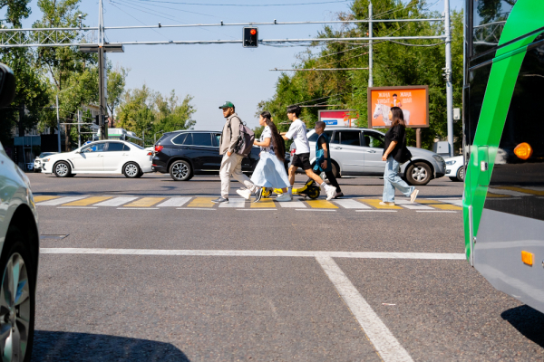 Когда в казахстанских городах наступит порядок с самокатами? | Inbusiness.kz Когда в казахстанских городах наступит порядок с самокатами? | Inbusiness.kz