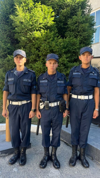 Гвардейцы Талдыкоргана оказали первую помощь Гвардейцы Талдыкоргана оказали первую помощь