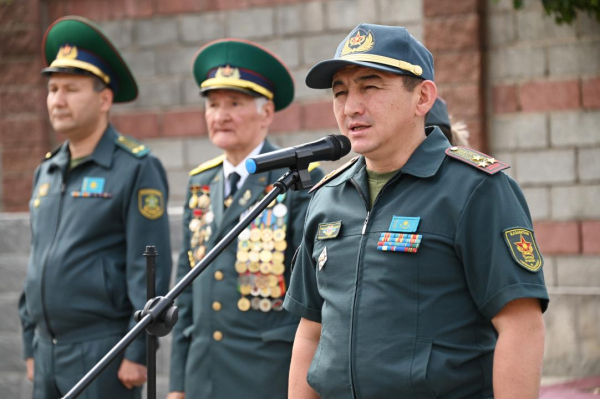 В Алматы стартовал осенний призыв