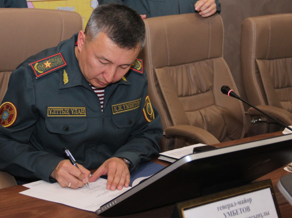 В Национальной гвардии состоялось подписание трехстороннего соглашения В Национальной гвардии состоялось подписание трехстороннего соглашения