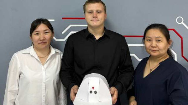 Школьник из Костаная изобрел «умную кепку» для слабовидящих Школьник из Костаная изобрел «умную кепку» для слабовидящих