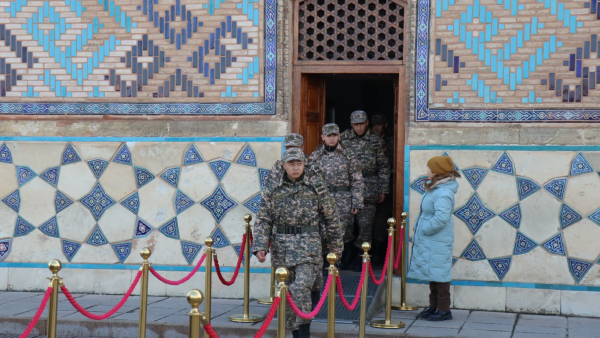 Кадеты колледжа «Жас Улан» в Туркестане