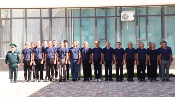 70 новобранцев из Туркестана отправились служить 70 новобранцев из Туркестана отправились служить