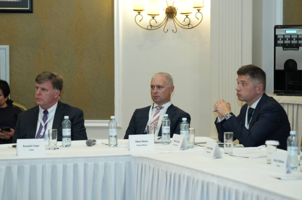 Казахстан обсуждает сотрудничество с представителями 20 ведущих компаний США