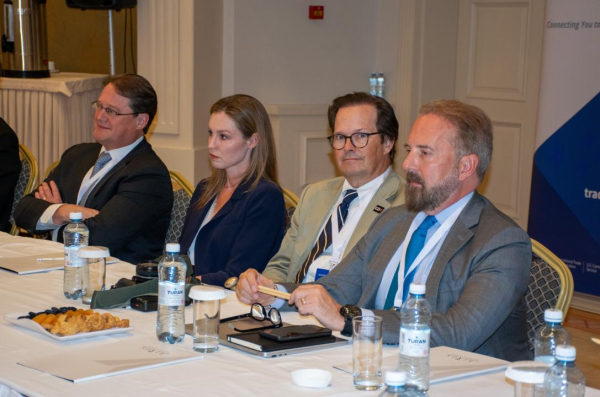 Казахстан и США обсуждают инвестиции и развитие стратегических отраслей