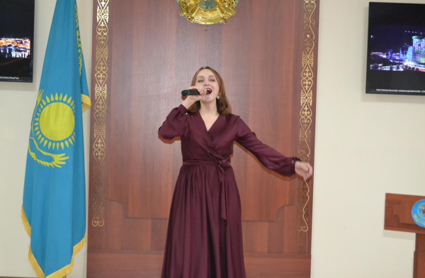 Гвардейцы отметили День Республики