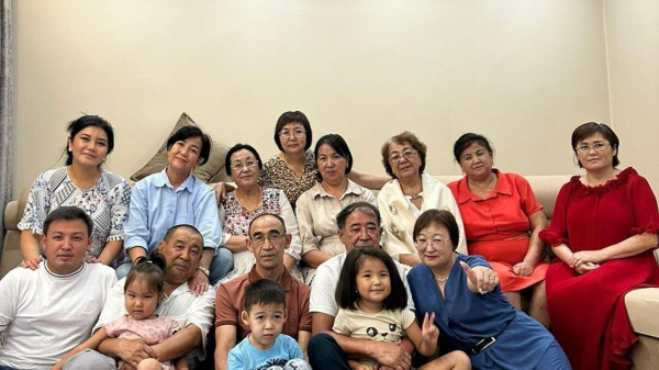 332 года составил общий стаж династии учителей из Жетысуской области 332 года составил общий стаж династии учителей из Жетысуской области