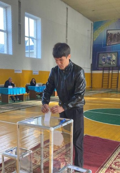 Знаменитые спортсмены Жетісу проголосовали на референдуме Знаменитые спортсмены Жетісу проголосовали на референдуме