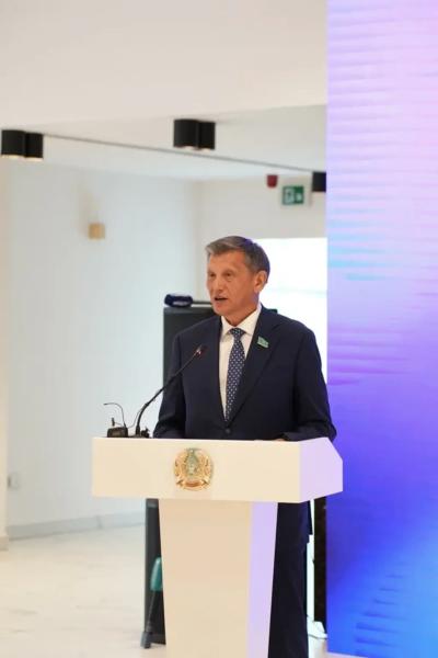 Реформа госслужбы: комплексные меры по повышению статуса сотрудников Реформа госслужбы: комплексные меры по повышению статуса сотрудников