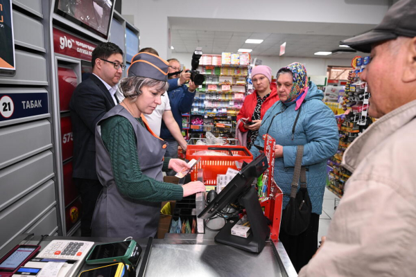 Сенаторы обсудили торговые надбавки на продукты питания Сенаторы обсудили торговые надбавки на продукты питания