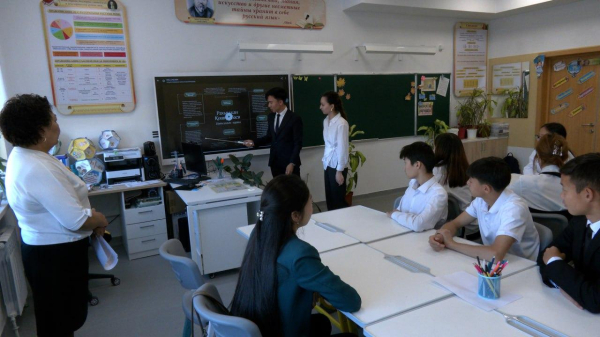 Казахстанские школы и военные отметили 100-летие Халық қаһарманы Рахимжана Кошкарбава Казахстанские школы и военные отметили 100-летие Халық қаһарманы Рахимжана Кошкарбава