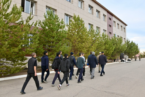 В инженерно-саперную бригаду Конаевского гарнизона прибыли первые новобранцы В инженерно-саперную бригаду Конаевского гарнизона прибыли первые новобранцы