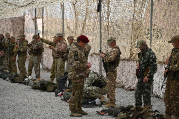 29 бойцов ССО удостоены бордовых беретов 29 бойцов ССО удостоены бордовых беретов