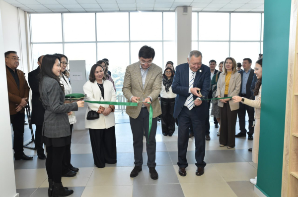 Новая лаборатория в КазНУ: теория и практика в финансах Новая лаборатория в КазНУ: теория и практика в финансах