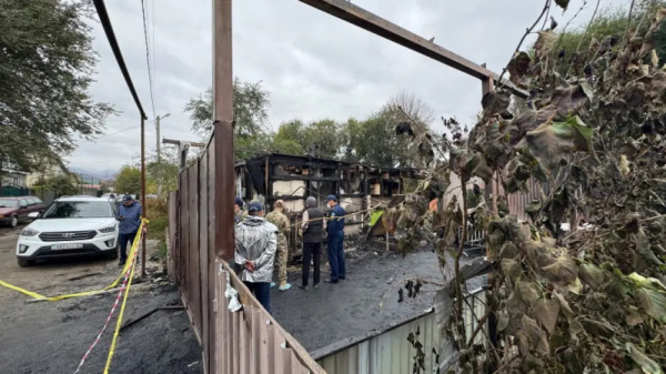 Поджог дома Шерзата Болата: Подробности расследования от МВД и прокуратуры Поджог дома Шерзата Болата: Подробности расследования от МВД и прокуратуры