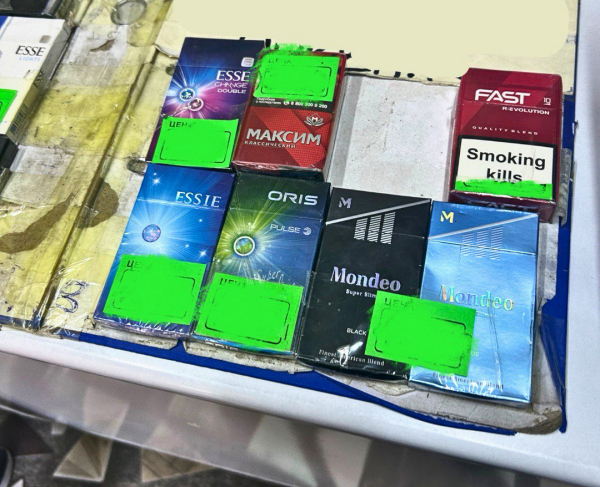 Рейд в Шымкенте. Волонтеры нашли контрабандные сигареты Рейд в Шымкенте. Волонтеры нашли контрабандные сигареты