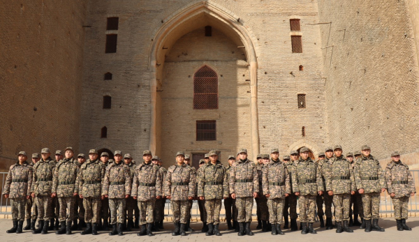 Кадеты колледжа «Жас Улан» в Туркестане