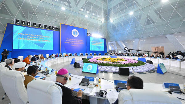 Дезинформация, сгенерированная ИИ, провоцирует конфликты - спикер сената Казахстана Дезинформация, сгенерированная ИИ, провоцирует конфликты - спикер сената Казахстана