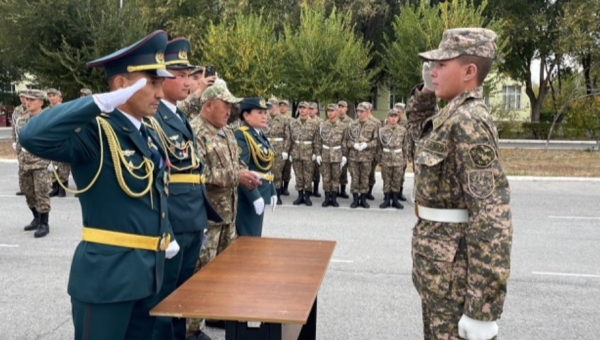 Гвардейский гарнизон выпустил новых специалистов для Сухопутных войск Гвардейский гарнизон выпустил новых специалистов для Сухопутных войск