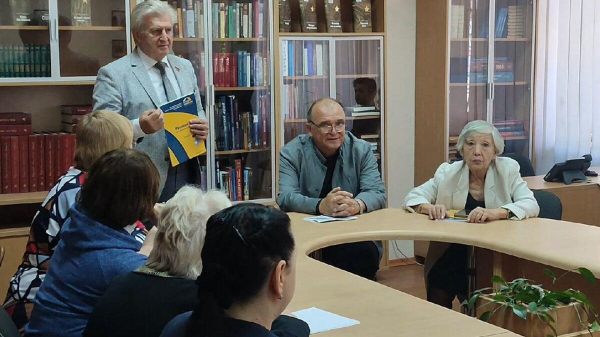 Уникальную методику изучения русского языка представила в Донецке учитель из Алматы Уникальную методику изучения русского языка представила в Донецке учитель из Алматы