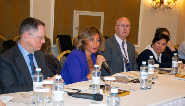 Казахстан и США обсуждают инвестиции и развитие стратегических отраслей