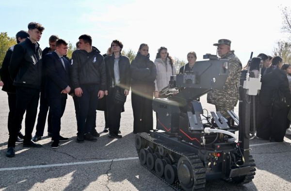 День открытых дверей в инженерно-саперной бригаде Конаевского гарнизона