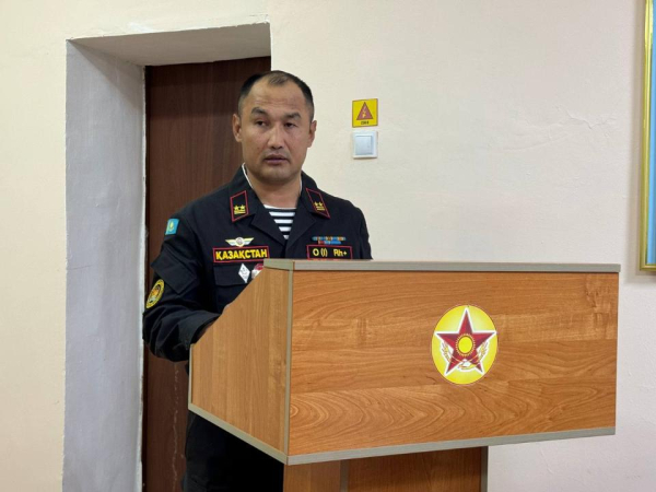 Командование Актауского гарнизона встретилось с солдатскими матерями Командование Актауского гарнизона встретилось с солдатскими матерями