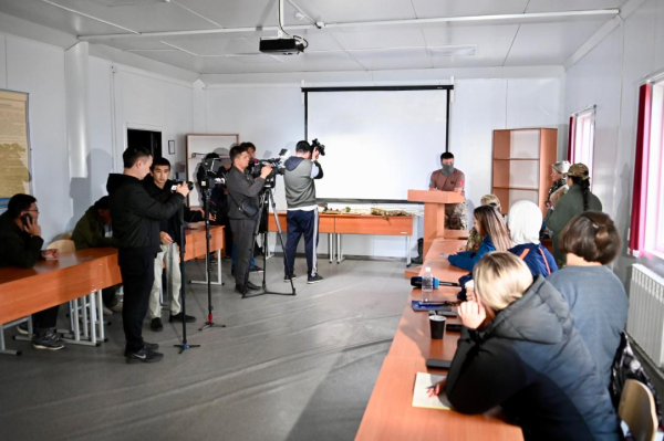 Новые навыки для журналистов: как выжить и работать в зоне военного конфликта Новые навыки для журналистов: как выжить и работать в зоне военного конфликта