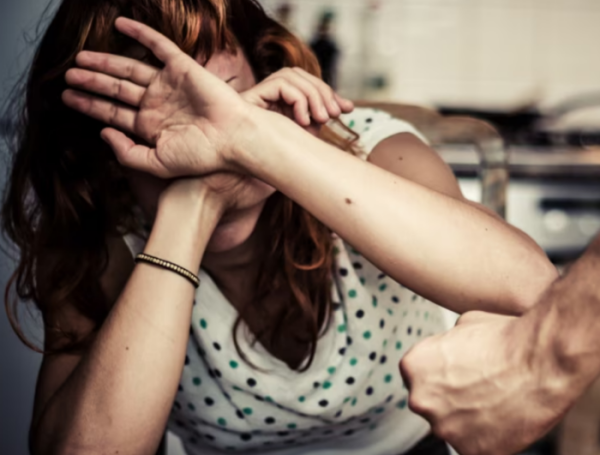 В Караганде открылся центр помощи жертвам бытового насилия В Караганде открылся центр помощи жертвам бытового насилия