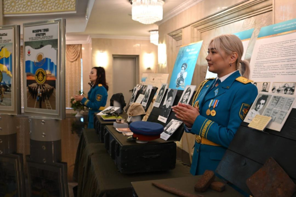 В Астане провели конференцию, посвященную подвигу Рахимжана Кошкарбаева В Астане провели конференцию, посвященную подвигу Рахимжана Кошкарбаева