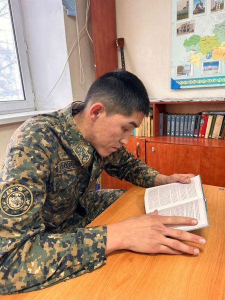 Как служит самый высокий солдат Национальной гвардии МВД РК Как служит самый высокий солдат Национальной гвардии МВД РК