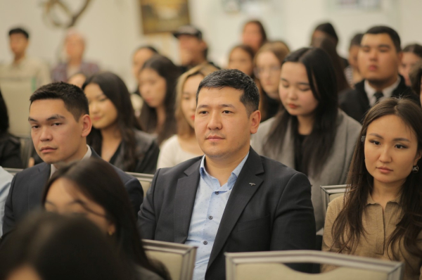 Атомная безопасность и развитие энергетики: Казахстан отмечает 30 лет в МАГАТЭ