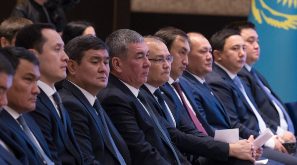 Казахстан и Узбекистан укрепляют связи Казахстан и Узбекистан укрепляют связи