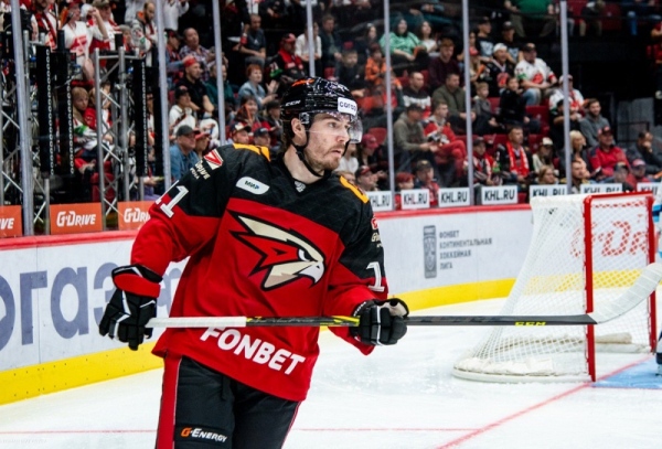 Источник: В «Барыс» перейдет форвард «Авангарда» Источник: В «Барыс» перейдет форвард «Авангарда»